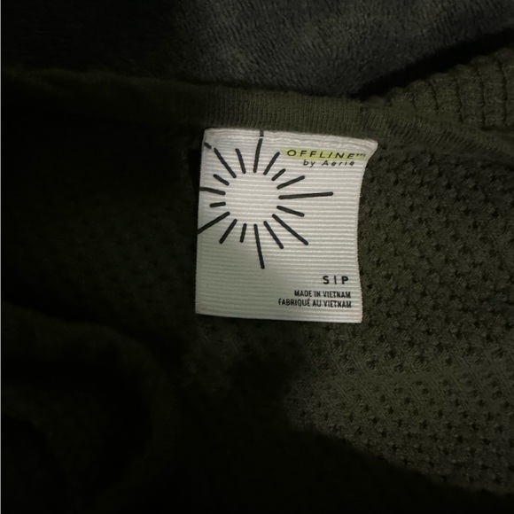 💚 Aerie offline top - Picture 3 of 4